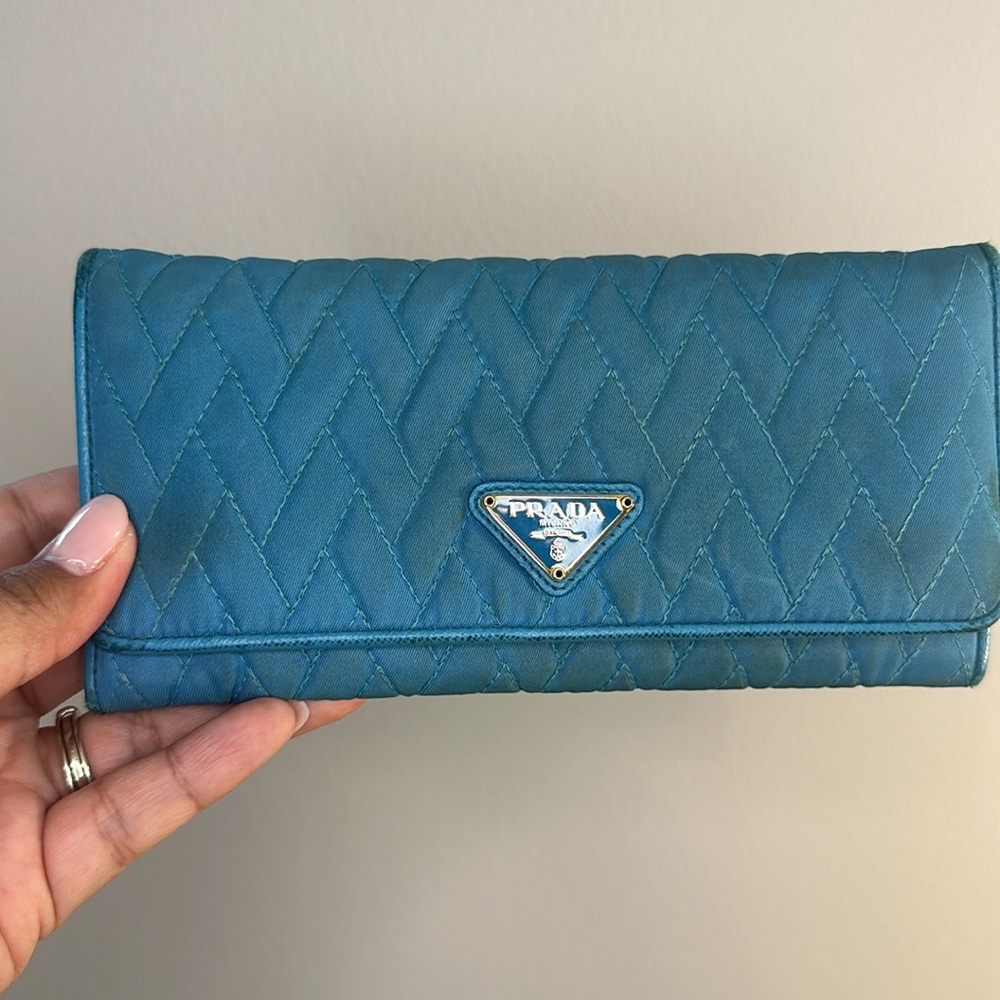 Prada Blue Wallet pre loved - Picture 10 of 10